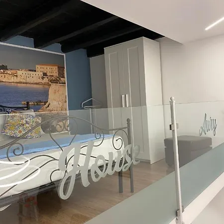 House Aury Apartament